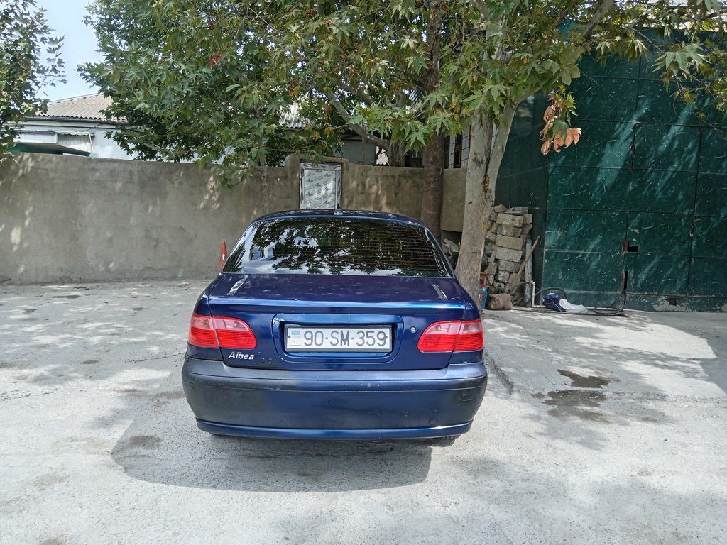 Fiat Albea, 1.4 L, 2008 il, 500 000 km — Avtomobillər, Bakı (12)