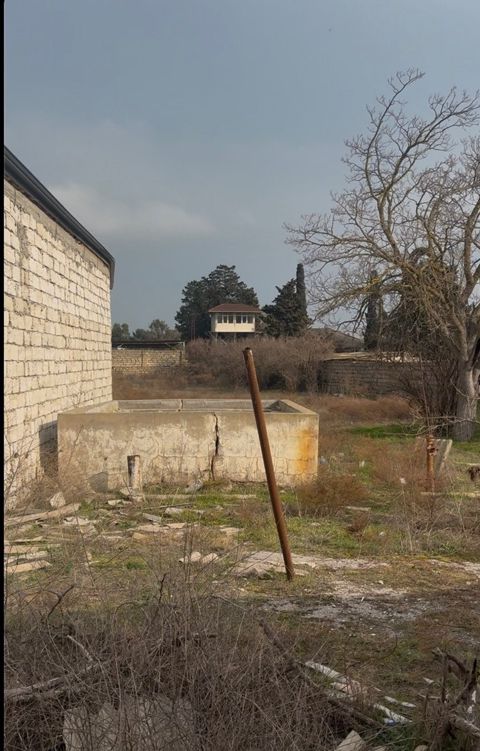 12 sot torpaq sahəsi, Şüvəlan qəs — Bakı