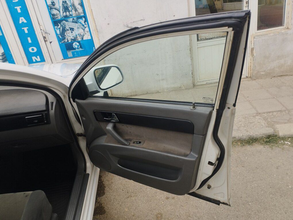 Daewoo Gentra, 1.5 L, 2014 il, 350 000 km — Avtomobillər, Bakı (9)