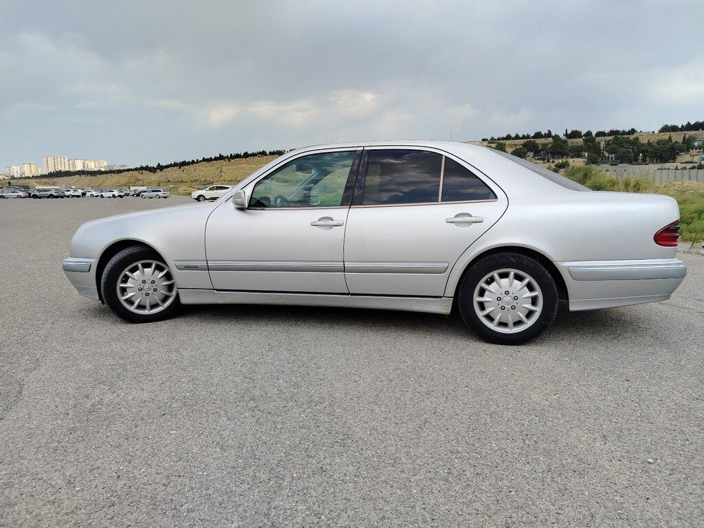 Mercedes E 270, 2.7 L, 2000 il, 420 000 km — Avtomobillər, Masallı (4)