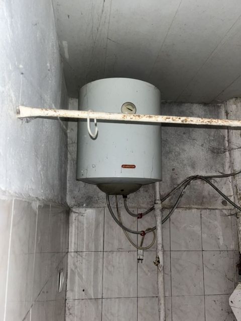 Ariston elektrik su qızdırıcısı (divardan asma, silindrik model) — Digah