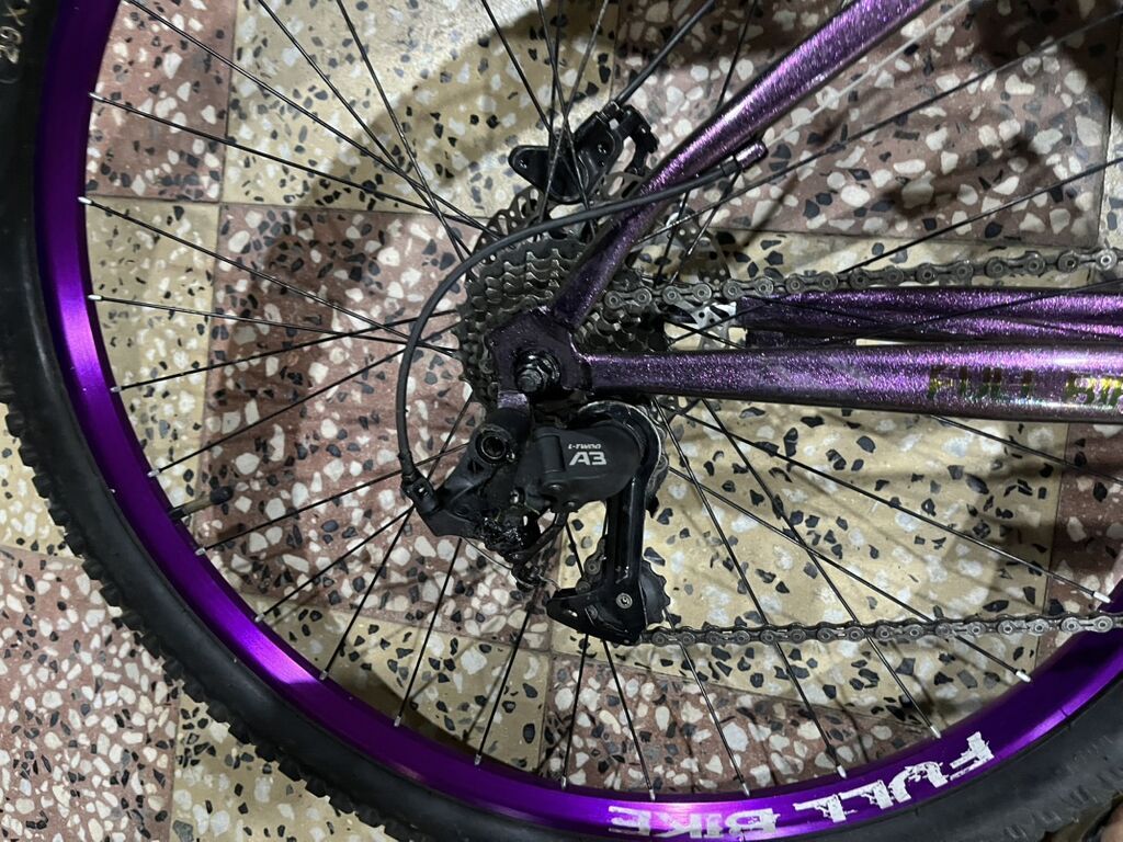 Fullbike satılır yiğılıb ön amortu deyişilib santourdu sep sabitdiyici — Dağ velosipedləri, Bakı (4)