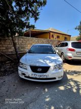 Hyundai Sonata: 2 l 2009 il Sedan — Cars