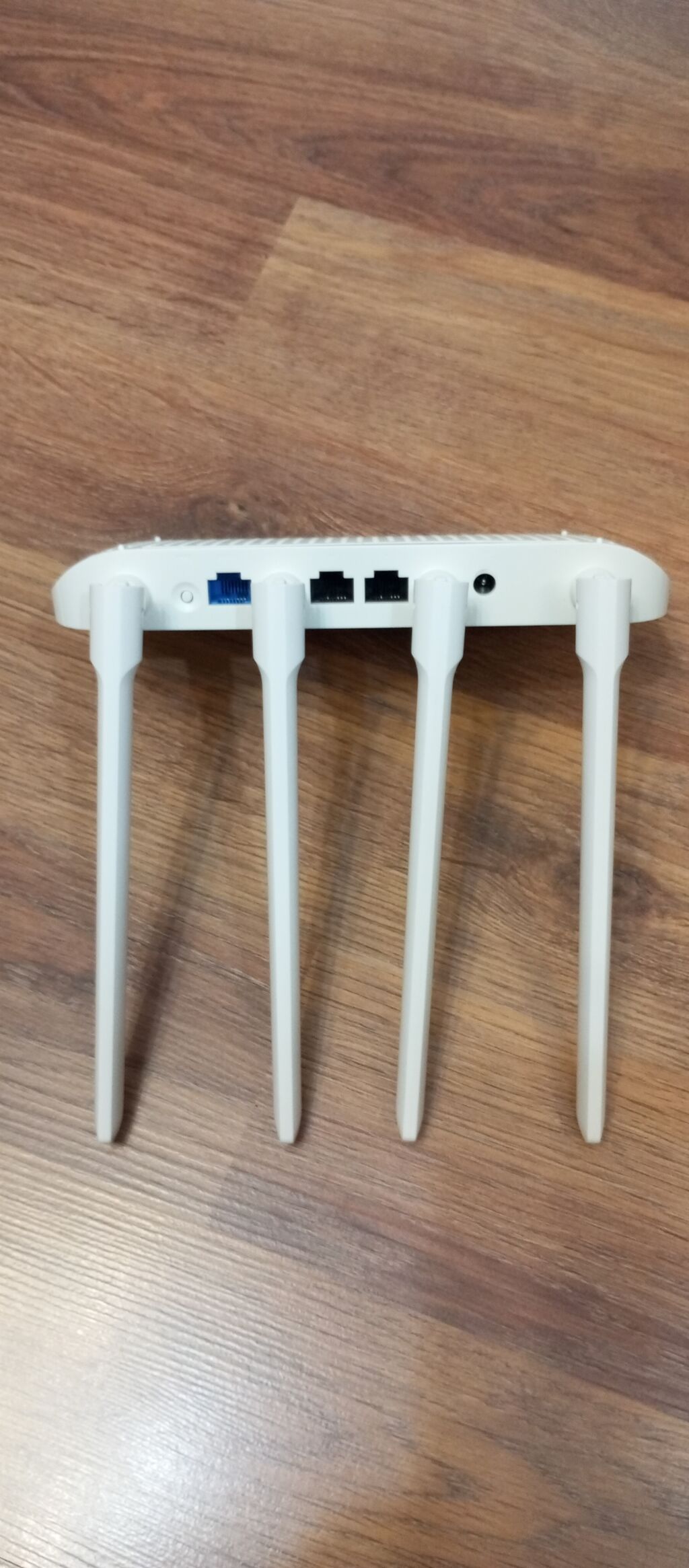 Xiaomi Mi Router 4A (ya 4C seriyası görünüşlü) Wi‑Fi router - Rəng — Elektronika, Bakı