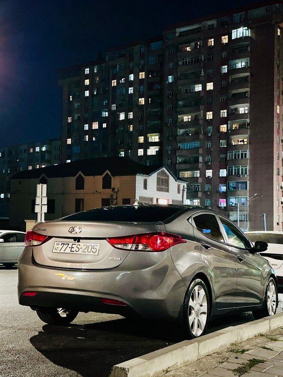 Hyundai Elantra, 1.8 L, 2012 il, 307 200 km — Avtomobillər, Bakı (2)