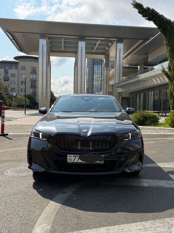 BMW 530, 2.0 L, 2024 il, 36 000 km — Avtomobillər, Bakı (5)