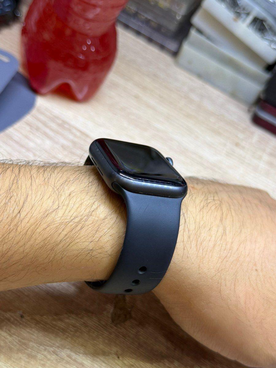 Apple Watch SE Space Gray 40mm — Elektronika, Bakı (2)