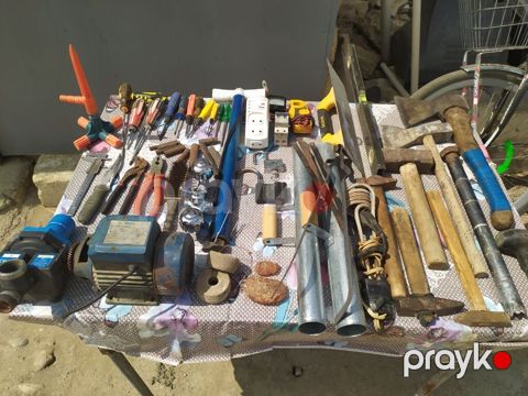 Hamsi bir yerde satilir 130m mator isdeyir prablemsiz — Digah