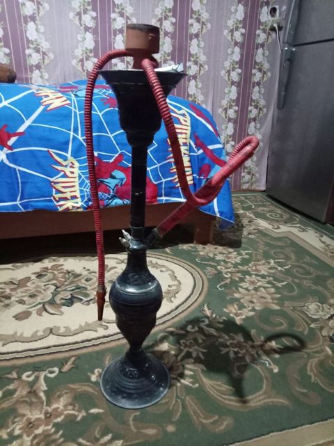 Klassik nargilə dəsti - Material: metal gövdə və şüşə qablı baza — Pirəkəşkül