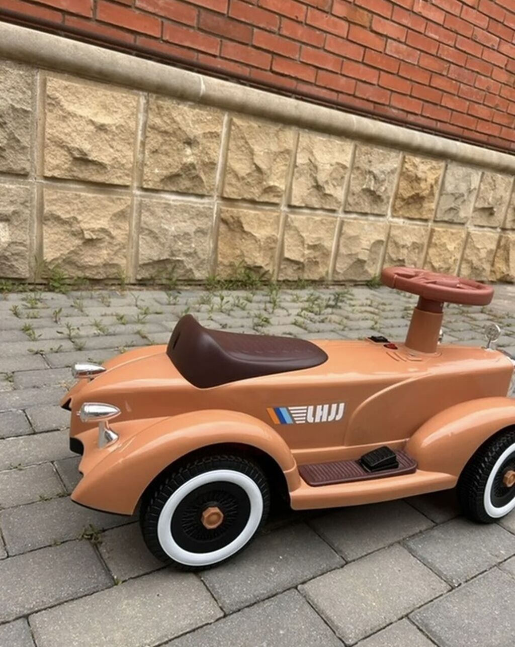 Uşaq üçün klassik stilə sahib minik maşını (ride-on). Yenidir 2 defe — Oyuncaqlar, Saray (4)
