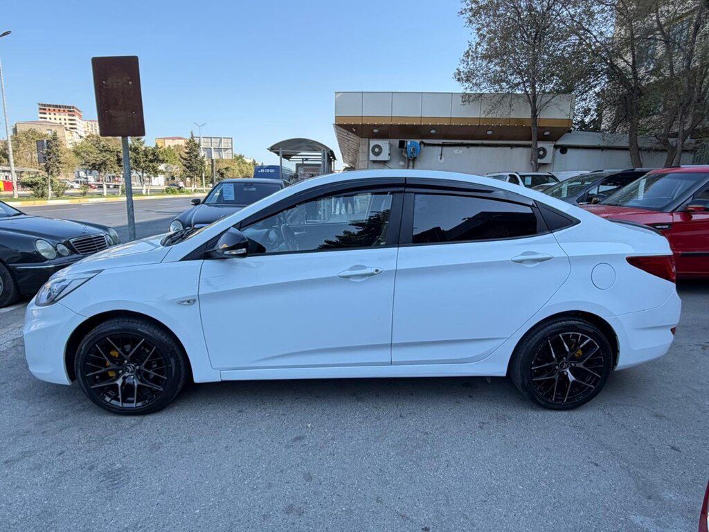 Hyundai Accent, 1.4 L, 2016 il, 210 000 km — Avtomobillər, Bakı (5)