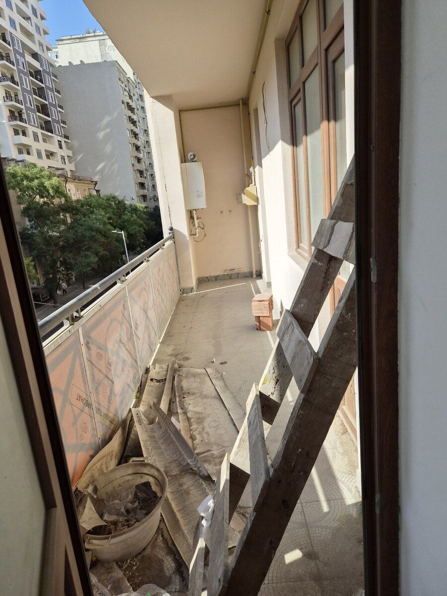 5-otaqlı yeni tikili, Təbriz küç., 215 m² — Mənzil, Bakı (11)