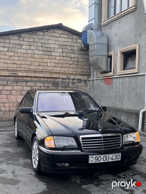 Mercedes C 230, 2.3 L, 1998 il, 259 000 km