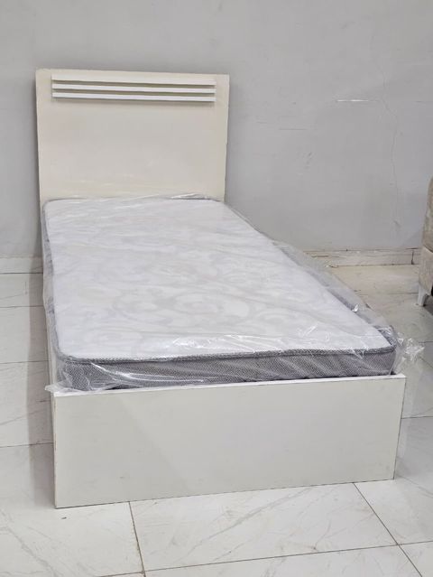 *Çarpayı* Qıymet 125 azn *Çatdırılma pulsuzdur* — Saray