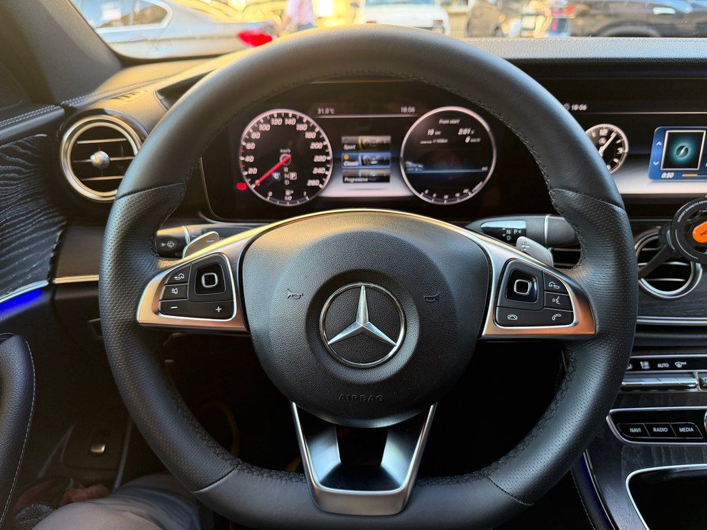 Mercedes E 200, 2.0 L, 2018 il, 155 000 km — Avtomobillər, Bakı (10)