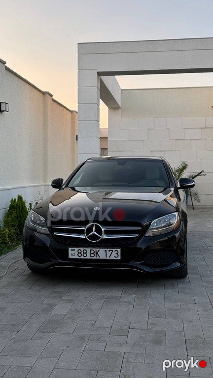 Mercedes C 300, 2.0 L, 2018 il, 34 000 km — Bakı