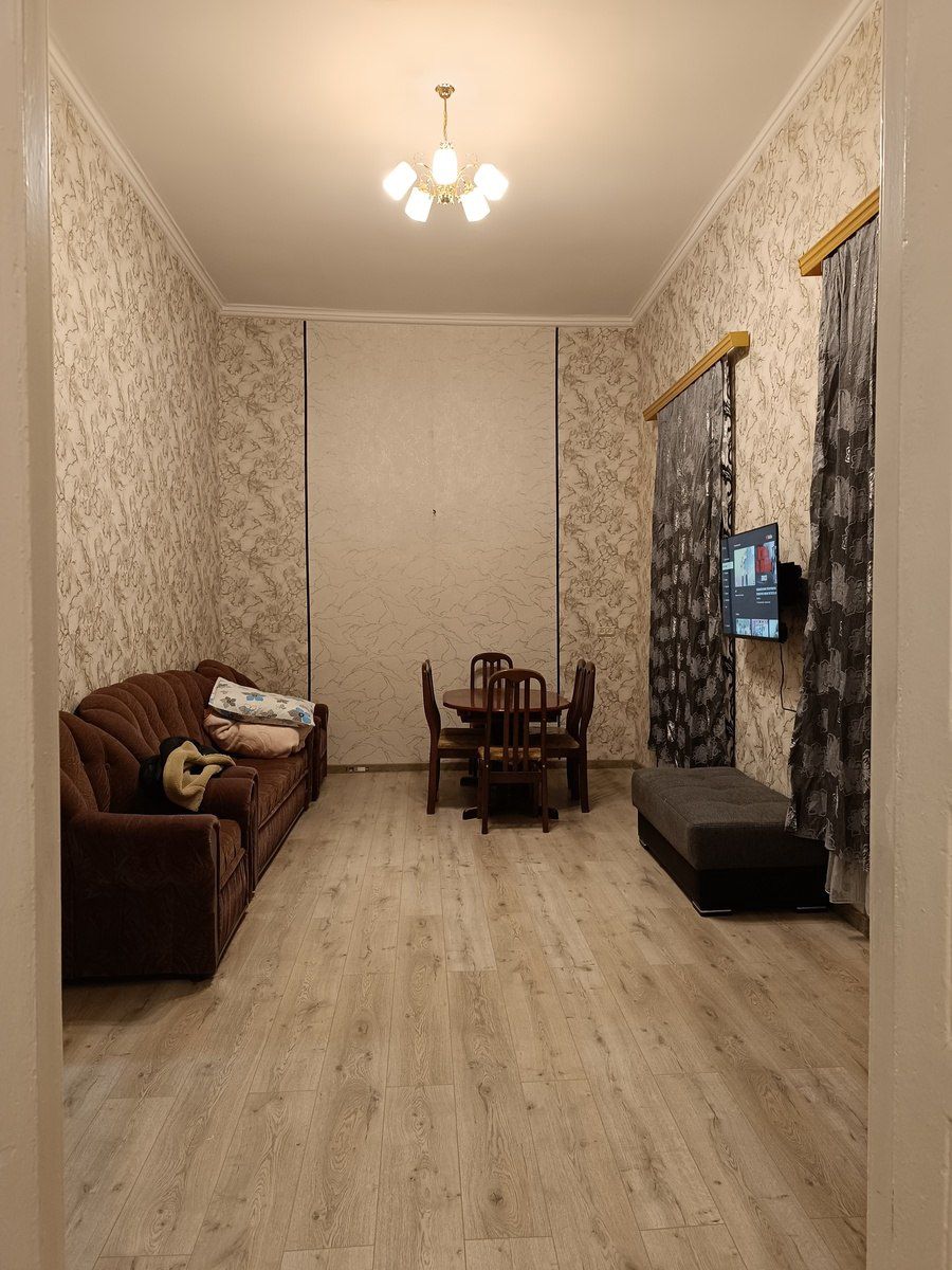 4-otaqlı mənzil kirayə verilir, Nizami m., 80 m² — Mənzil, Bakı (2)