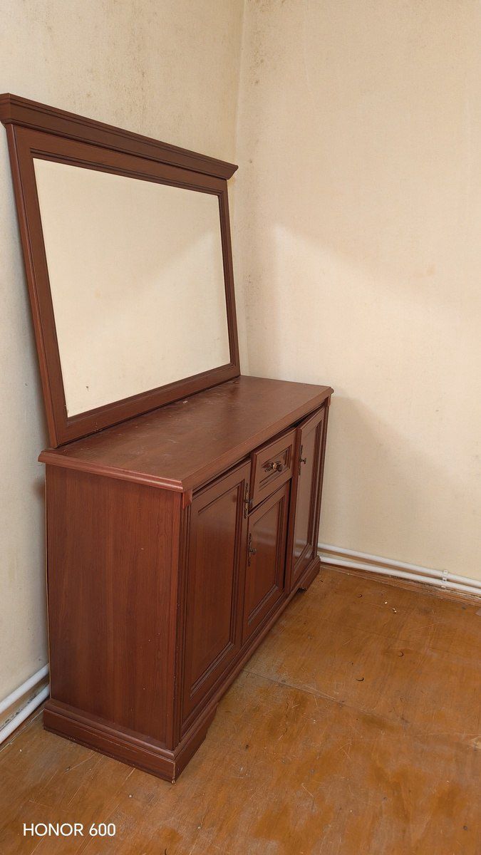 Güzgülü komod — Mallar, Sumqayıt (3)