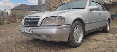 Mercedes C 180, 1.8 L, 1995 il, 530 000 km — Qusar