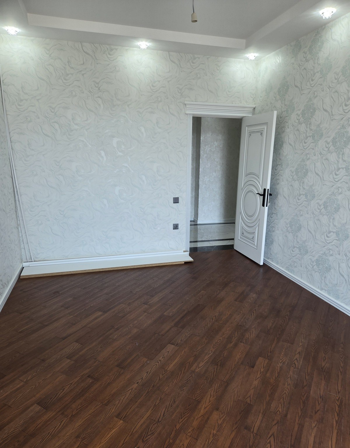 3 otaqlı mənzil 106 m² satılır — Daşınmaz əmlak, Bakı (2)