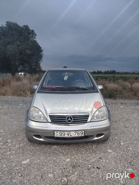 Mercedes A 160, 1.6 L, 1999 il, 241 580 km