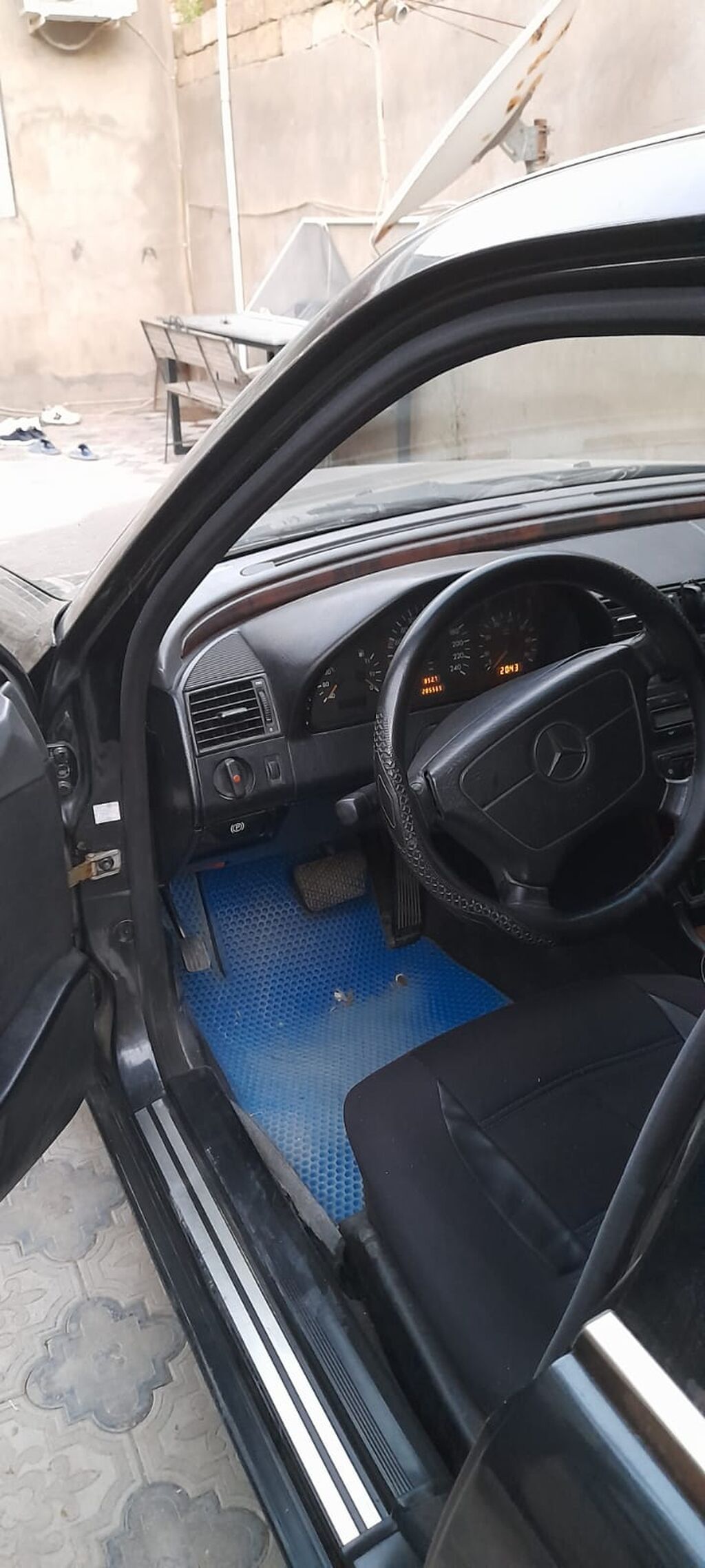 Mercedes-Benz C 200: 2 l 1996 il Sedan — Avto, Digah (5)