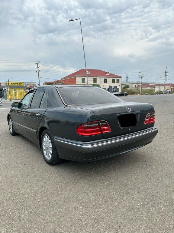 Mercedes E 240, 2.6 L, 2000 il, 294 500 km — Avtomobillər, Bakı (4)