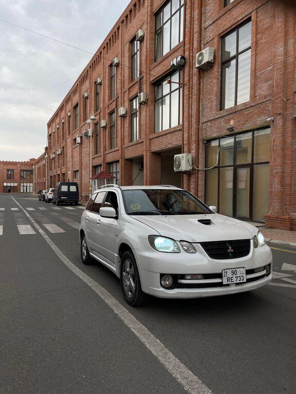 Mitsubishi Airtrek, 2.0 L, 2002 il, 334 100 km — Avtomobillər, Gəncə (5)