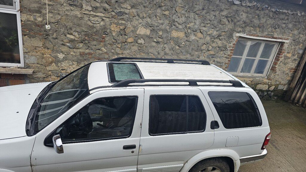 Nissan Pathfinder, 3.3 L, 1999 il, 330 000 km — Avtomobillər, Qax (2)