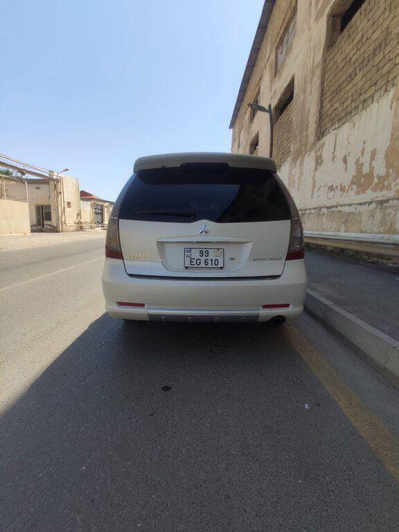 Mitsubishi Grandis, 2.4 L, 2005 il, 430 000 km — Avtomobillər, Bakı (2)