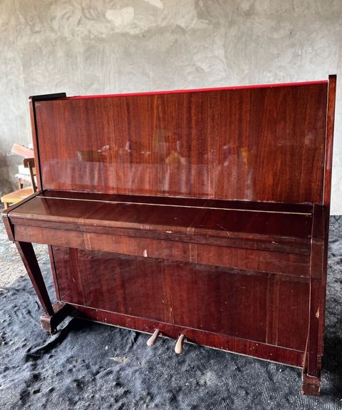 Piano, Belarus, Akustik, Yeni, Ünvandan götürmə — Mingəçevir