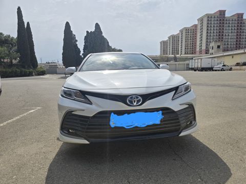 Toyota Camry, 2.5 L, 1.6 kWh, 2022 il, 111 000 km — Bakı