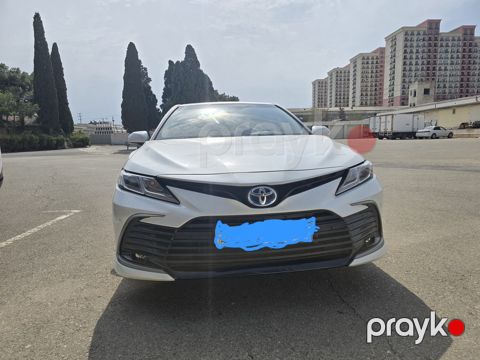 Toyota Camry, 2.5 L, 1.6 kWh, 2022 il, 111 000 km
