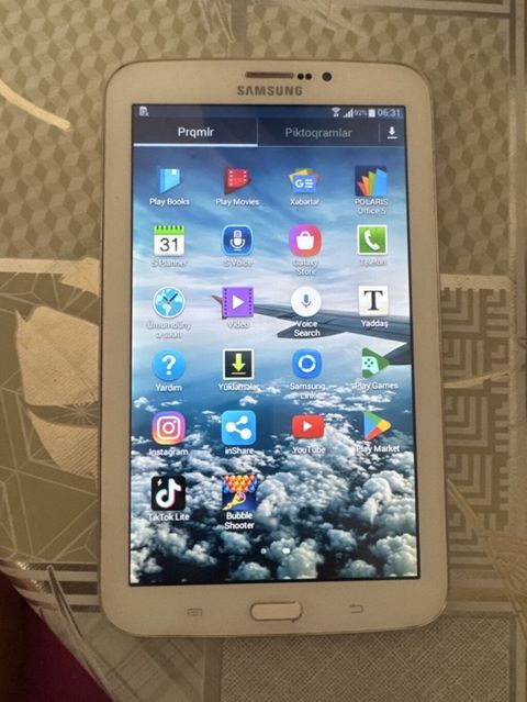 Samsung Galaxy Tab 3 7.0 planşet (model: SM-T210) - Rəng: ağ - Ekran — Bakı