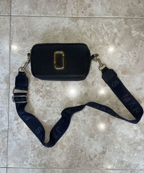 Marc Jacobs The Snapshot çiyin çantası - Rəng: qara - Material — Sumqayıt