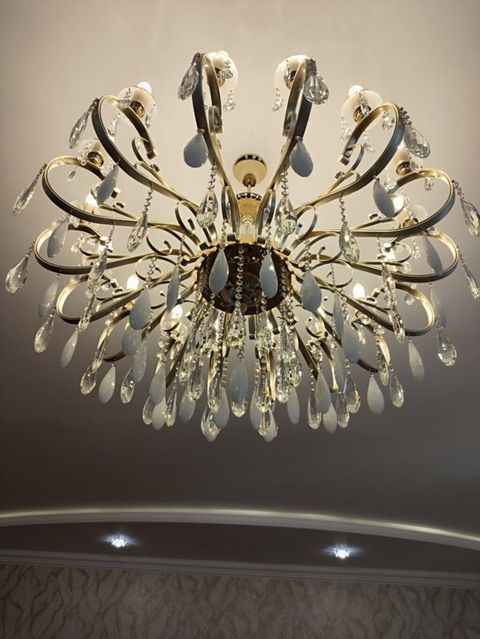 Çılçıraq, 10 və daha çox lampa, Metal — Novxanı