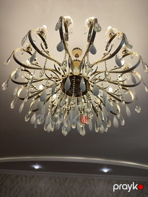 Çılçıraq, 10 və daha çox lampa, Metal