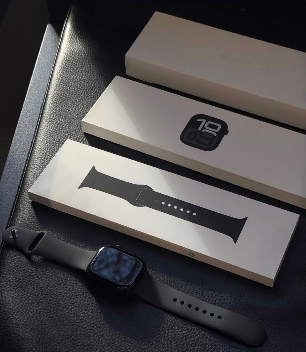 Apple Watch Series 10 Aluminum Jet Black 42mm — Elektronika, Bakı (5)
