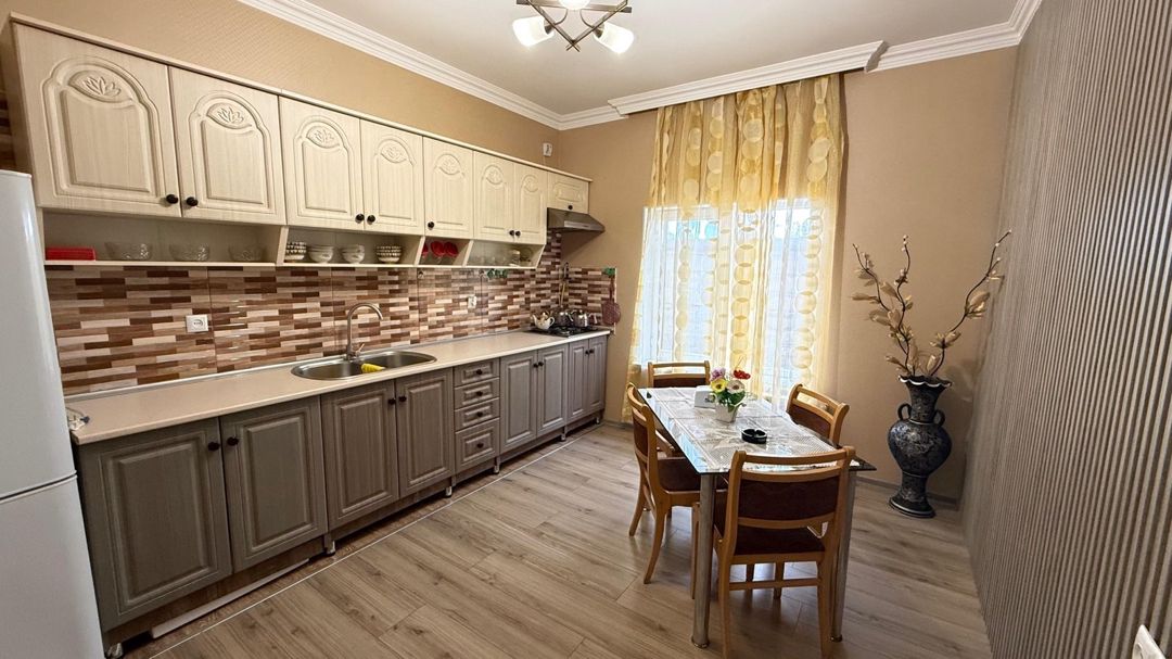Həyət evi kirayə verilir, Şəki r — Ev, villa, Şəki (11)