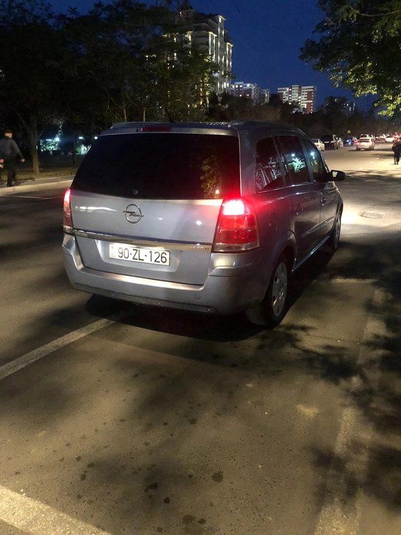Opel Zafira, 1.9 L, 2006 il, 272 500 km — Avtomobillər, Bakı (12)