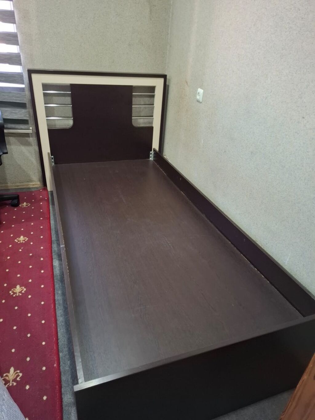 Tək nəfərlik döşəklə birgə çarpayı dəsti. - Ölçü: təxmini 90x190 sm — Mebel, Bakı (3)