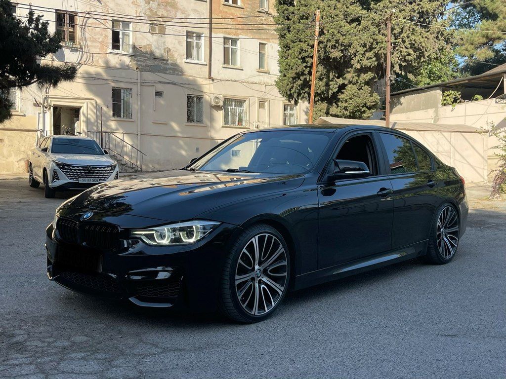 BMW 320, 2.0 L, 2015 il, 299 000 km — Avtomobillər, Bakı (4)