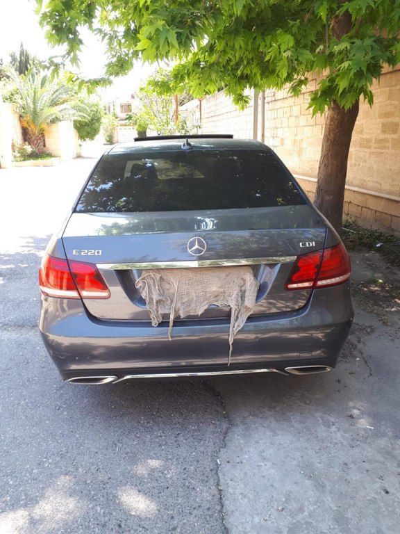 Mercedes E 250, 2.1 L, 2014 il, 325 000 km — Avtomobillər, Bakı (6)