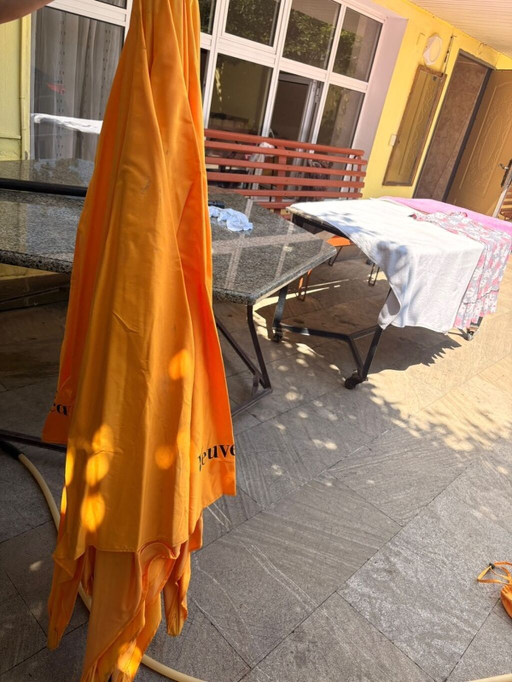 Veuve Clicquot brendli terras/bağ çətiri Salam yenidir istifadə — Bağ çətirləri, Mehdiabad (2)