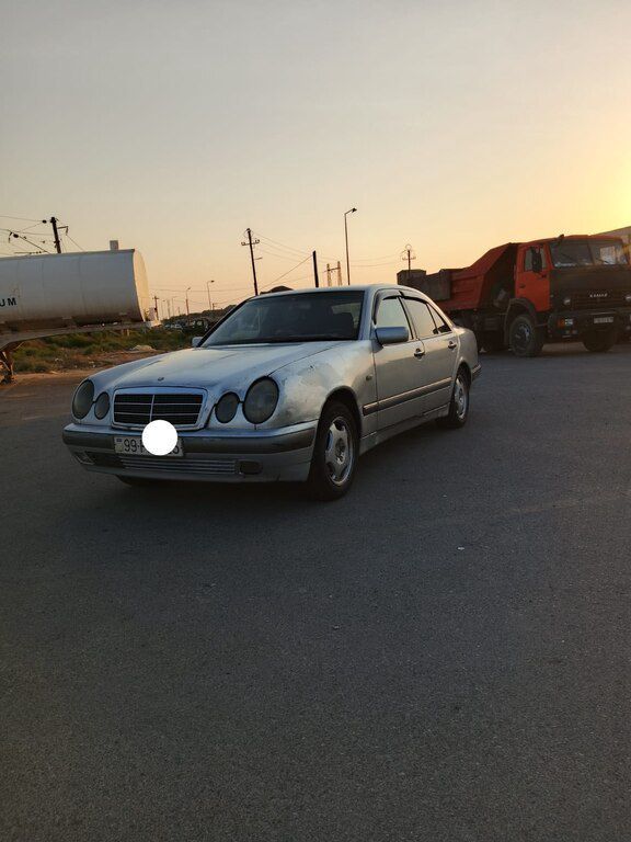 Mercedes E 220, 2.2 L, 1998 il, 350 000 km — Avtomobillər, Bakı (2)