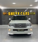 Toyota Land Cruiser, 4.7 L, 2011 il, 205 000 km — Cars