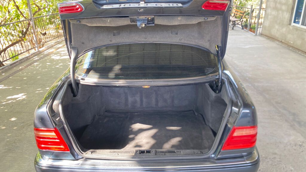 Mercedes-Benz E 230: 2.3 l 1996 il Sedan — Avto, Şirvan (5)
