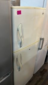 LG iki qapılı soyuducu - Brend və model xətti: LG, IceBeam Door — Бытовая техника