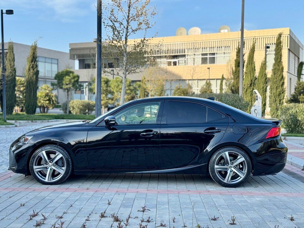 Lexus IS 300, 2.0 L, 2018 il, 125 000 km — Avtomobillər, Bakı (6)