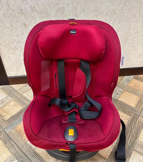 Milana Avtokreslo qiymeti 180 man Chicco markasidi çox baha — Mehdiabad